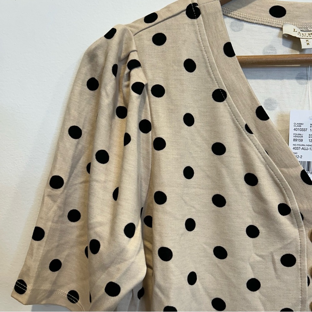Laura Polka Dot V-Neck Top Tan Black - Picture 7 of 12